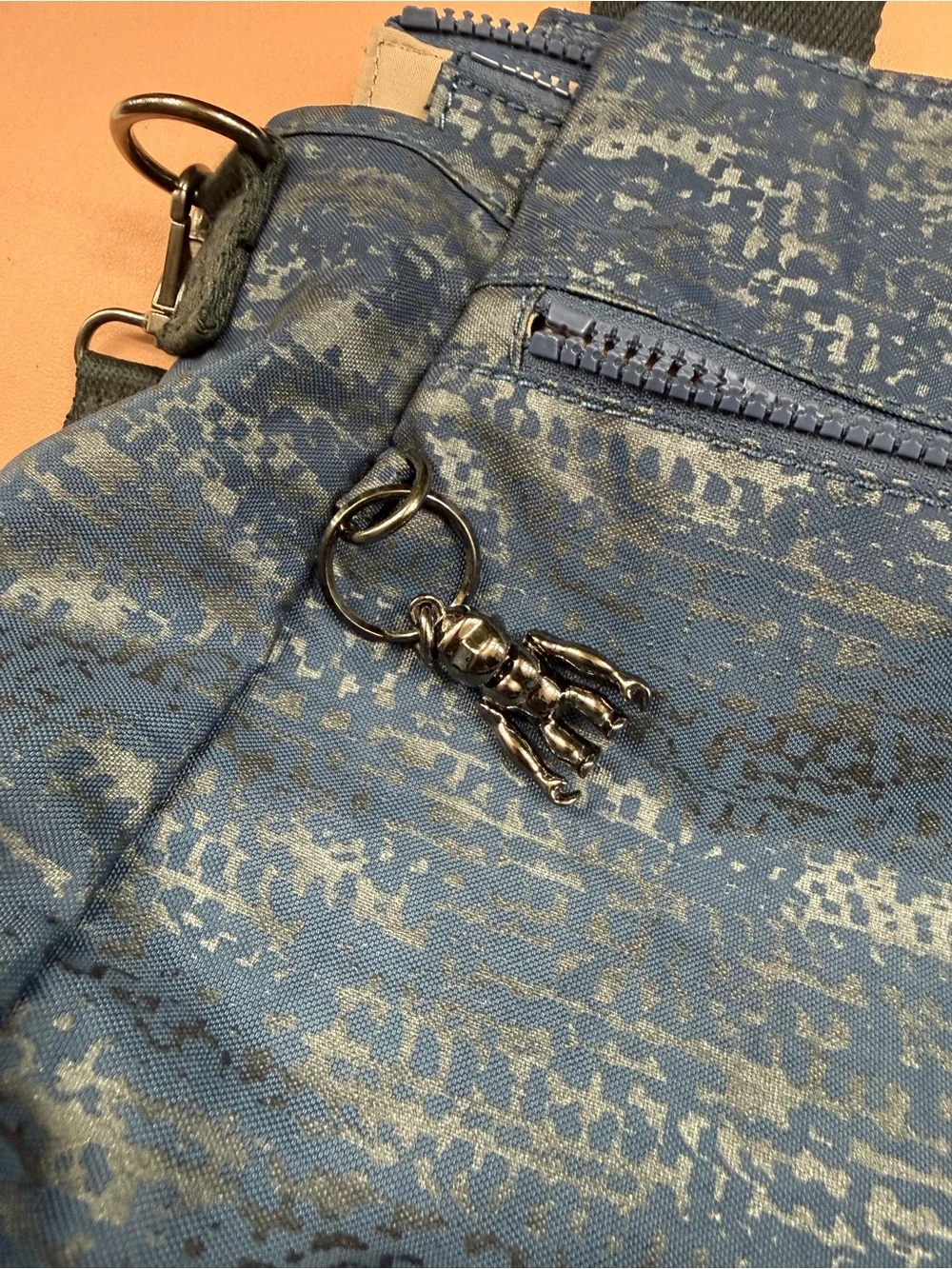 Kipling blue & silver